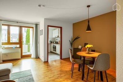 /international/de/montessoristrasse-17-renningen-baden-wurttemberg-120088679995/
