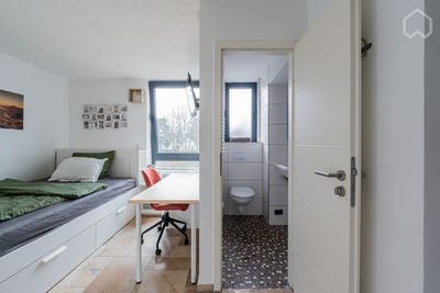 /international/de/grossbeerenstrasse-206-potsdam-brandenburg-120088684451/