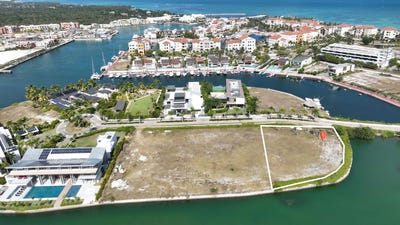 /international/do/11-la-isla-grande-punta-cana-la-altagracia-province-310095290974/