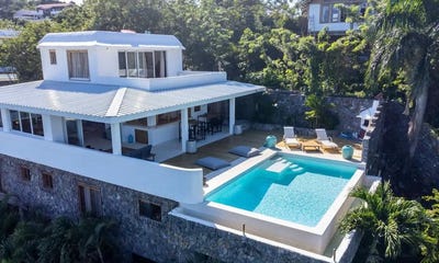 /international/do/playa-punta-popy-samana-samana-310101082132/?lang=es