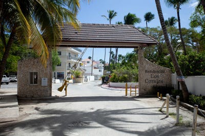 /international/do/bavaro-higuey-la-altagracia-province-310108938605/