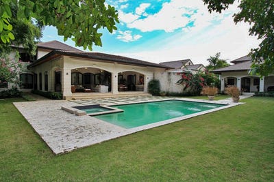 /international/do/cabarete-puerto-plata-puerto-plata-310101083563/?lang=pt