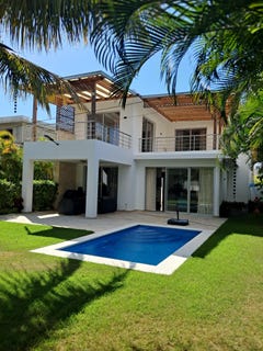/international/do/san-pedro-de-macoris-san-pedro-de-macoris-san-pedro-de-macoris-310108700558/
