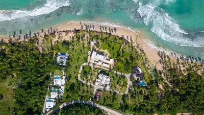 /international/do/el-coson-samana-samana-120089883217/