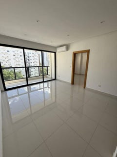 /international/do/bella-vista-santo-domingo-distrito-nacional-310103781805/