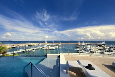 /international/do/stunning-two-bedroom-apartment-with-marina-ocean-views-the-bannister-hotel-marina-yacht-club-samana-310094857406/?lang=th