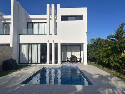 /international/do/playa-nueva-romana-la-romana-la-romana-310107912555/