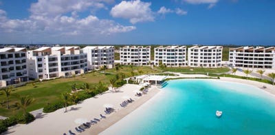 /international/do/downtown-punta-cana-higuey-la-altagracia-province-310108668255/