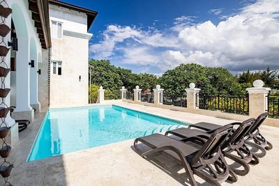 /international/do/castillo-building-sosua-puerto-plata-310108306611/