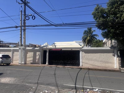 /international/do/la-isabelita-santo-domingo-de-guzman-santo-domingo-310108372353/