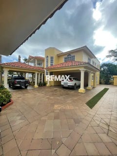 /international/do/santo-domingo-oeste-santo-domingo-310105536738/