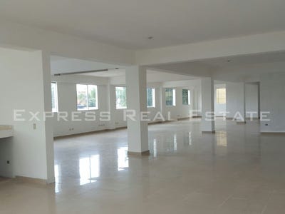 /international/do/churchill-santo-domingo-de-guzman-distrito-nacional-310100434303/
