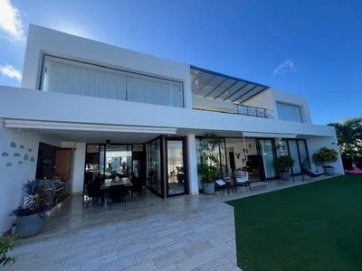 /international/do/las-terrenas-samana-310098145857/