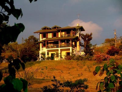 /international/ec/huge-property-with-potential-for-developing-price-reduced-san-jose-santa-elena-province-120077444010/