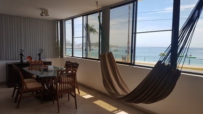 /international/ec/malecon-beautiful-beachfront-condo-with-swimming-pool-salinas-santa-elena-province-120088060648/?lang=zh-tw