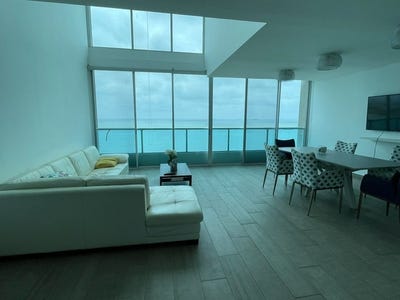 /international/ec/penthouse-pleasures-oceanfront-paradise-salinas-santa-elena-province-120088697414/