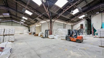 /international/ec/industrial-facility-for-sale-in-cuenca-panamericana-norte-y-autopista-cuenca-azuay-310106104998/