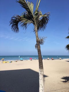 /international/ec/great-little-chipipe-rental-investment-opportunity-salinas-santa-elena-province-120086836865/
