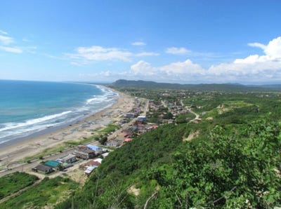 /international/ec/lot-8-las-palmas-beachfront-gated-community-lot-8-urb-las-palmas-puerto-cayo-manabi-ecuador-puerto-cayo-manabi-province-120066461926/