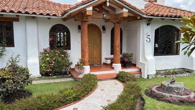 /international/ec/oasis-san-german-iconic-andean-volcano-views-in-cotacachi-ecuador-three-bedroom-home-two-independent-casitas-rental-income-casa-5-oasis-san-german-cotacachi-imbabura-province-310106682957/