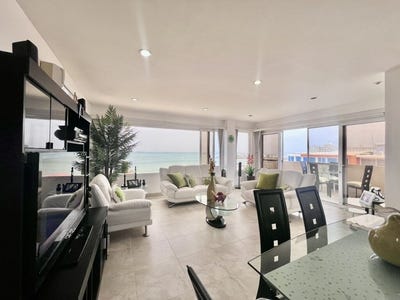 /international/ec/costa-de-oro-divine-beachfront-condo-with-pool-and-rooftopav-primera-y-calle-primera-salinas-santa-elena-province-120089090759/