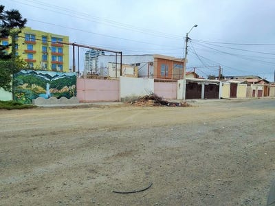 /international/ec/near-the-coast-home-construction-site-for-sale-in-salinas-salinas-salinas-santa-elena-province-310097340260/