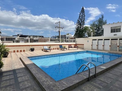 /international/ec/suite-murcielago-beach-cozy-1-bedroom-suite-steps-from-the-beach-and-mall-in-manta-calle-m1-edificio-el-dorado-manta-manabi-province-120094889191/