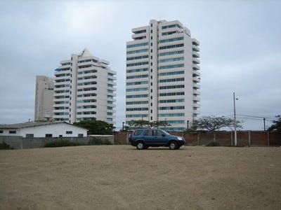 /international/ec/big-potential-with-these-two-lots-in-costa-de-oro-salinas-salinas-santa-elena-province-120073407220/