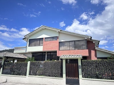 /international/ec/house-for-sale-in-otavalo-ciudadela-ruminahui-otavalo-imbabura-province-310104128876/