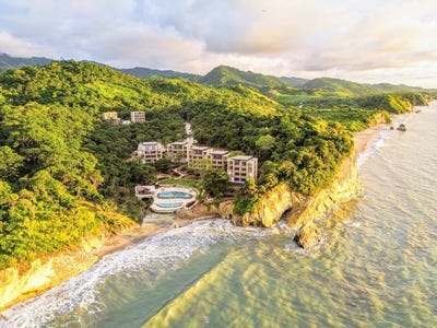 /international/ec/suite-en-jama-manabi-near-the-coast-oceanfront-mountain-and-countryside-apartment-for-sale-in-jamajama-jama-manabi-province-310100960207/?lang=es
