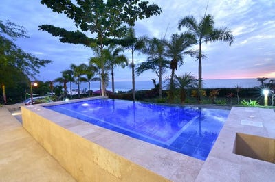 /international/ec/costa-serena-lot-8-in-santa-marianita-306-29-m²-3-297-sq-ft-beach-lot-in-a-growing-coastal-market-manta-manabi-province-310106682894/