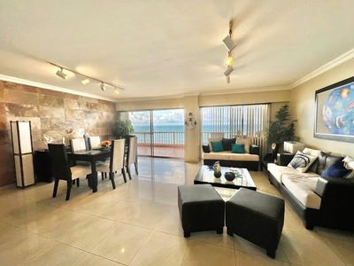 /international/ec/salinas-spacious-and-beautiful-beachfront-condo-in-the-maleconinicio-malecon-salinas-santa-elena-province-120073841594/?lang=zh-tw