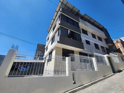 /international/ec/house-for-sale-in-concepcion-puruhanta-y-av-machala-concepcion-pichincha-310096372207/