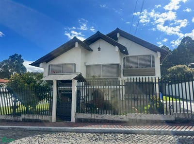 /international/ec/pasaje-vicentina-y-princesa-toa-s-n-conocoto-quito-pichincha-quito-pichincha-310101044787/?lang=en
