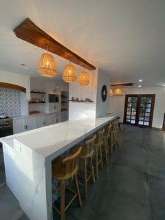 /international/ec/the-oloncito-pool-house-1-block-from-olon-s-beach-olon-santa-elena-province-310106628839/