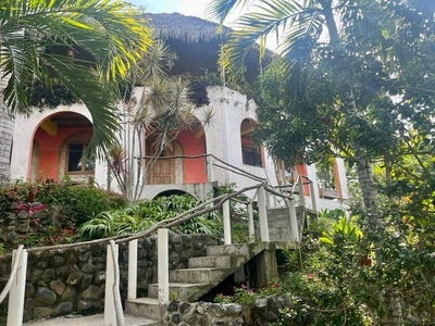 /international/ec/near-canoa-beach-bricenio-san-vicente-ecuador-canoa-manabi-province-310106805473/