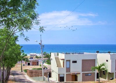 /international/ec/charming-ocean-view-villa-in-exclusive-gated-community-rio-chico-santa-elena-province-120094009300/