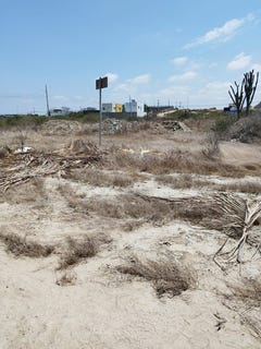 /international/ec/near-the-coast-home-construction-site-for-sale-in-punta-blanca-punta-blanca-santa-elena-province-120088483483/