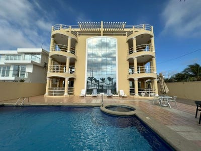 /international/ec/palm-beach-furnished-beachfront-condo-extremely-affordable-fully-furnished-3-bedroom-2-bath-beachfront-condo-crucita-manabi-province-310107705000/