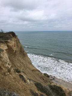 /international/ec/large-lot-on-the-cliffs-of-ancon-ancon-santa-elena-province-120034534909/