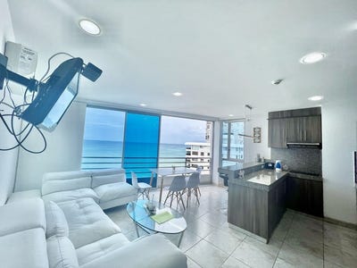/international/ec/san-lorenzo-divine-beachfront-condo-with-swimming-pool-gym-jacuzzi-terrace-ave-malecon-frente-al-mar-salinas-santa-elena-province-120086106568/?lang=zh-tw