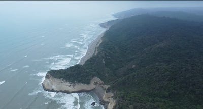 /international/ec/hacienda-santa-clara-3-4-miles-of-pristine-coastline-canoa-manabi-province-310101229214/?lang=zh-cn