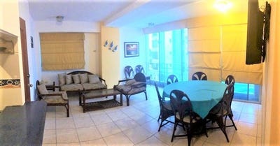 /international/ec/san-lorenzo-cozy-apartment-with-pool-close-to-the-beach-1-block-inicio-malecon-antes-del-hotel-miramar-salinas-santa-elena-province-310107443804/