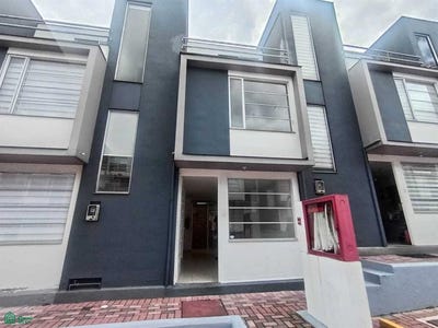 /international/ec/conjunto-navarra-ii-s-n-sangolqui-quito-pichincha-quito-pichincha-310101042868/?lang=zh-cn