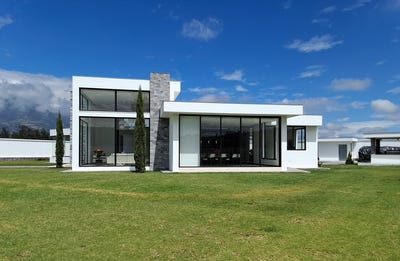 /international/ec/architectural-masterpiece-ultra-modern-luxury-estate-in-private-gated-enclave-cotacachi-imbabura-province-310106040926/