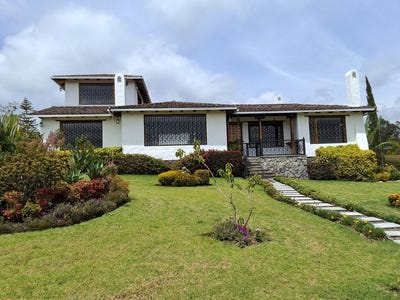 /international/ec/tranquil-highlands-escape-surrounded-by-stunning-mountain-vistas-in-ecuador-otavalo-imbabura-province-310106745137/