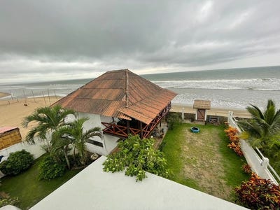 /international/ec/toes-in-sand-two-for-one-ocean-front-prime-rental-potential-cadeate-santa-elena-province-120084295576/