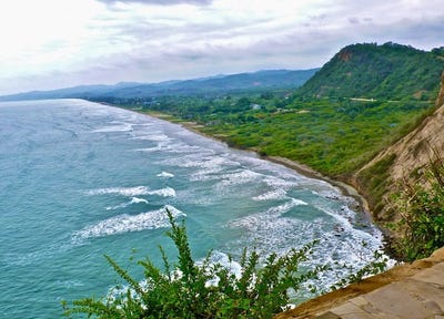 /international/ec/la-punta-ecuador-oceanfront-land-5000-sq-meter-oceanfront-land-parcel-minutes-from-montanita-ecuador-s-surfing-capital-ready-for-development-with-permits-and-plans-in-place-montanita-santa-elena-province-310106745147/