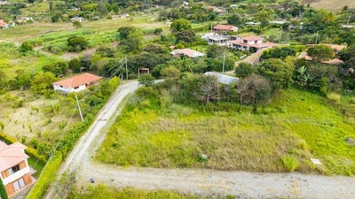 /international/ec/live-surrounded-by-silence-nature-and-privacy-in-malacatos-malacatos-loja-310108554072/