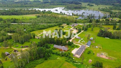 /international/ee/voru-maakond-rouge-vald-saru-kula-paikese-saru-kula-voru-county-310100645428/